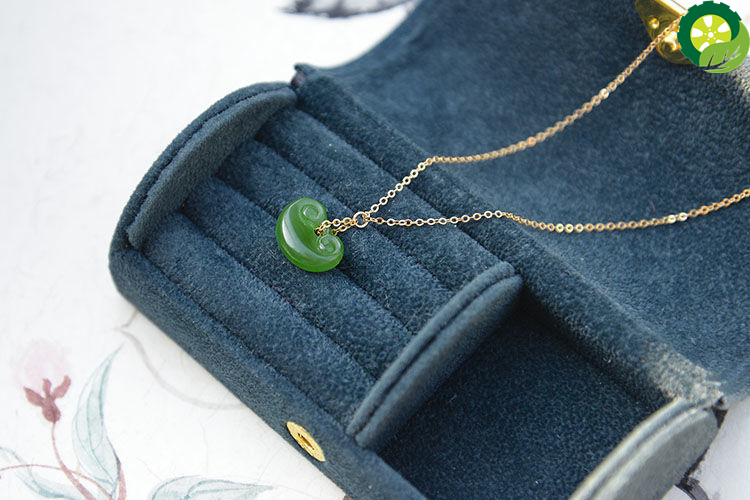 Natural Hetian jade small RuYi pendant necklace Chinese style retro pendant necklace