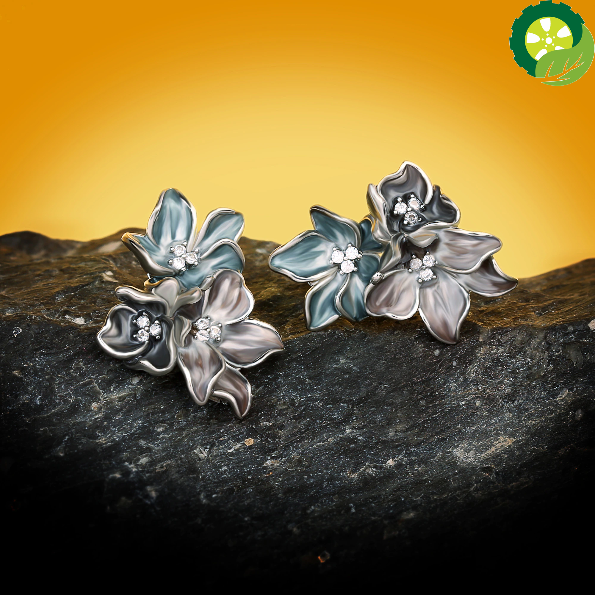 Classic Women's 925 Silver Elegant Flower Shape Handmade Enamel Earrings