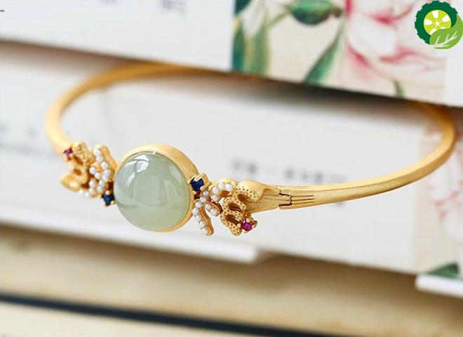 Natural Hetian jade Chinese style classical palace elegant bracelet