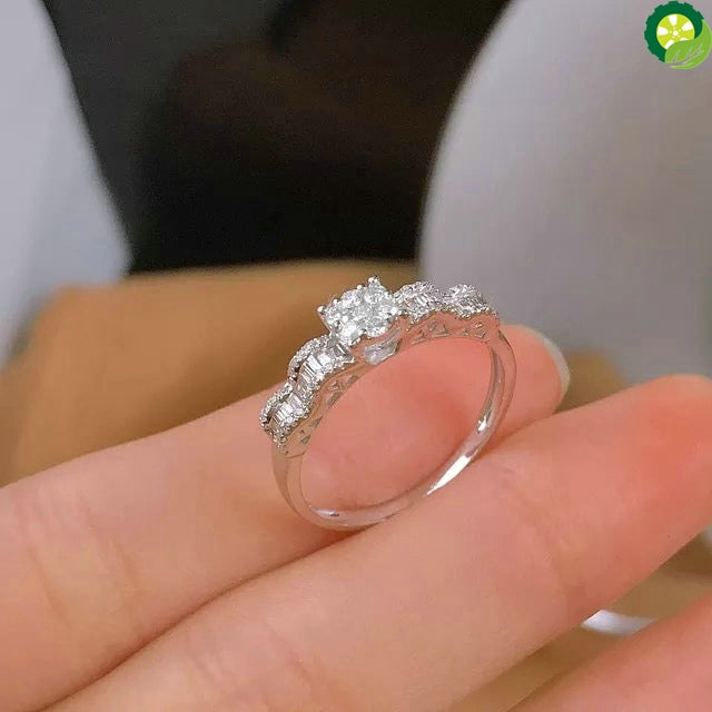 18K White Gold Real Natural Diamond Rings Fine Jewelry Customize For Lady